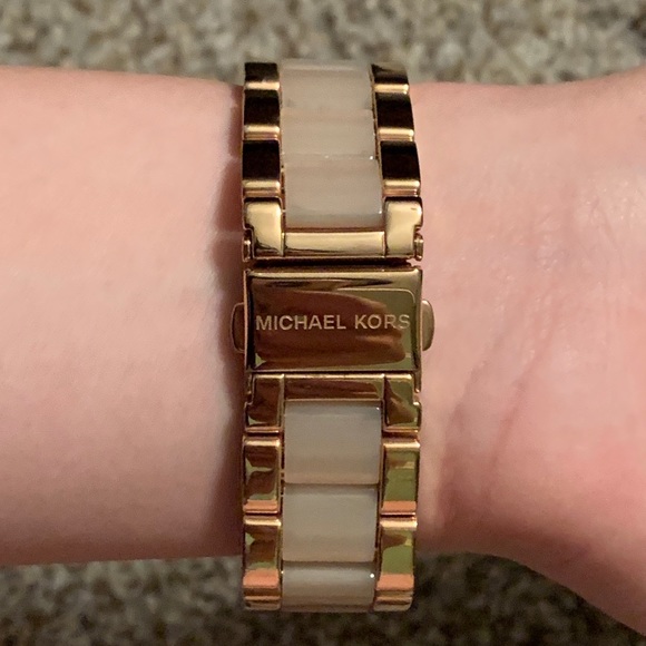 Michael Kors Watch ✨